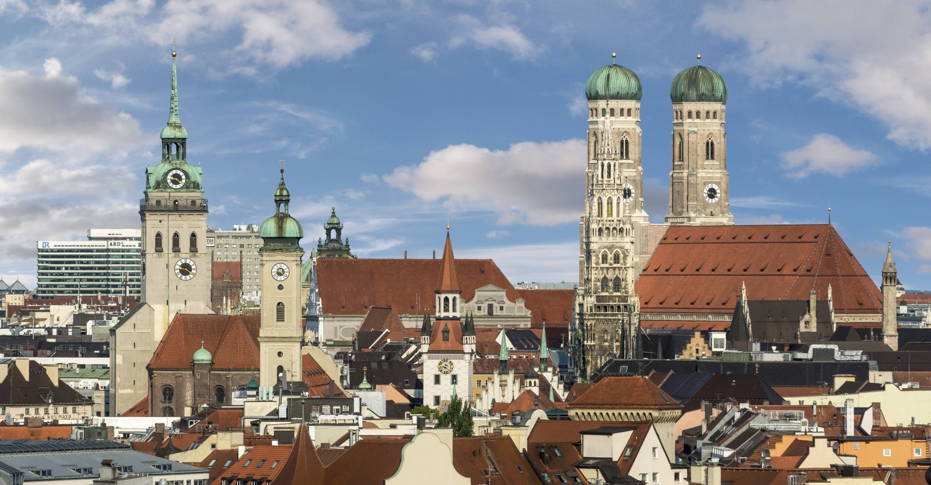 Nr. 2176s Innenstadtpanorama Foto Joerg Lutz