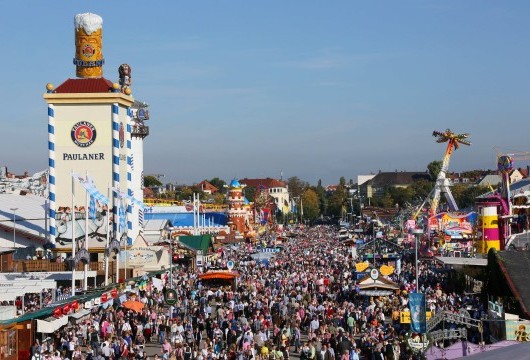 blick-uber-das-munchner-oktoberfest-c-munchen-tourismus-tommy-losch
