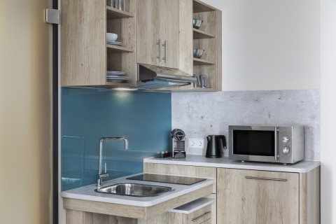 Barrierefreies Zimmer mit Bett